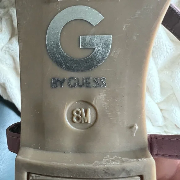 Pink Floral Sandals Guess brand women’s size 8M - Picture 3 of 3